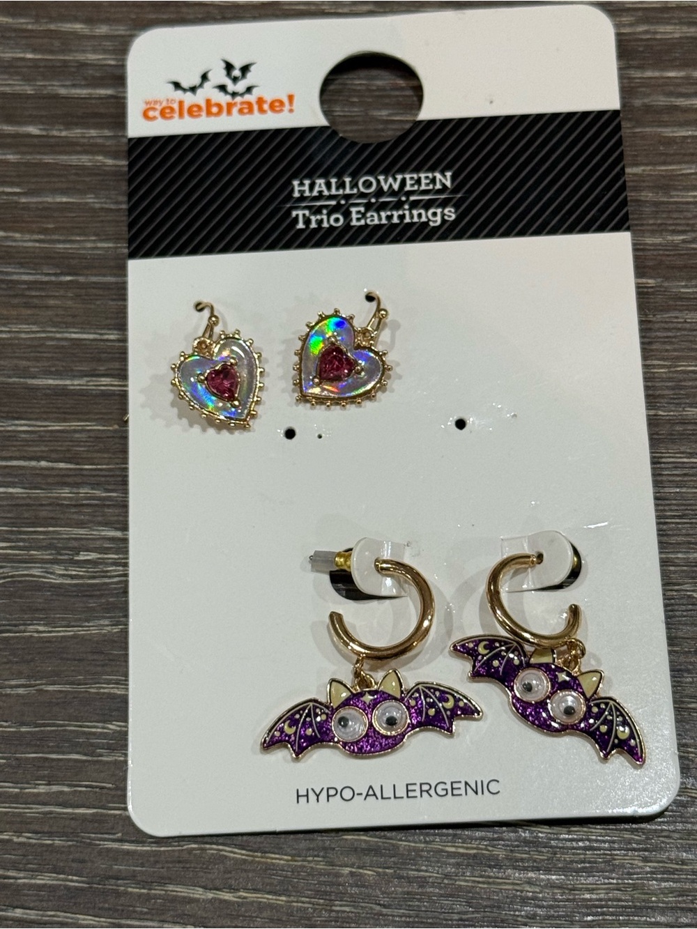 NWT Way to celebrate! Halloween Heart & Bat Earrings 2 pairs
